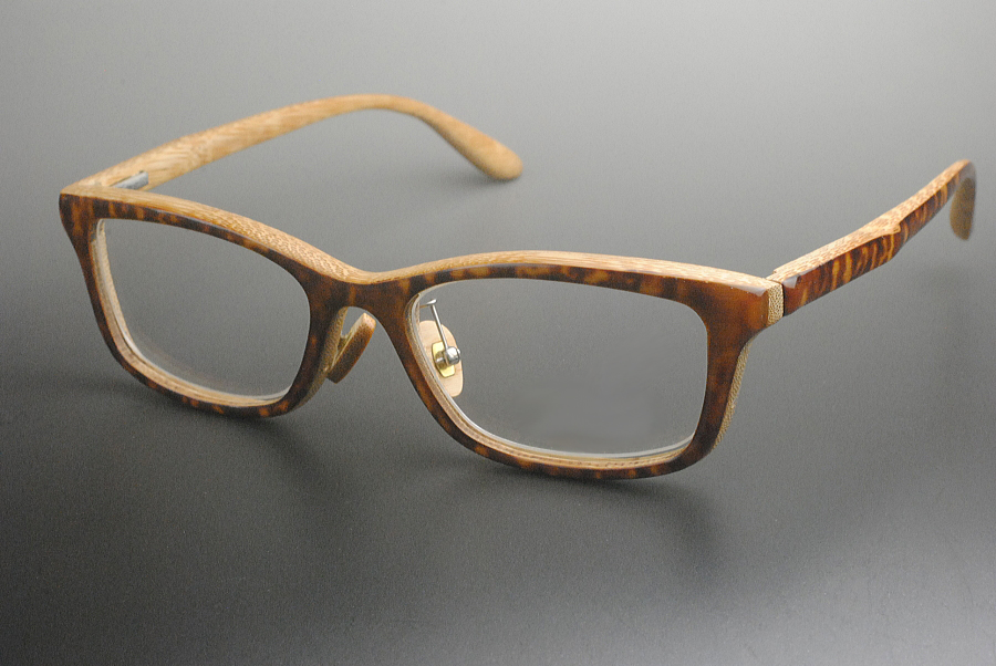 竹製眼鏡フレーム　鯖江製　新商品　Bamboo eyewear