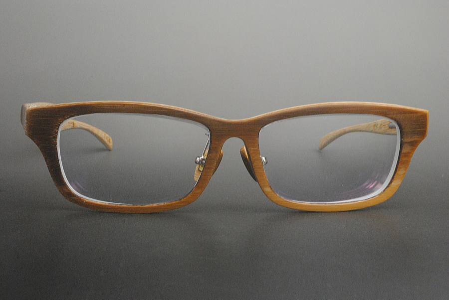 オーダーメイド眼鏡フレーム　タケメガネの写真
