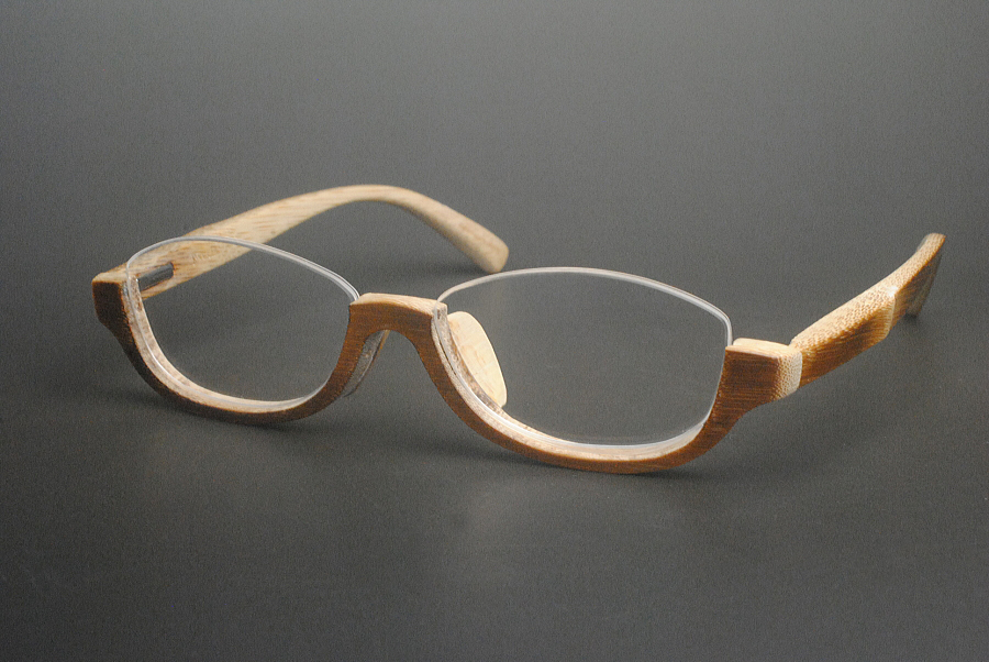 オーダーメイド眼鏡フレーム（竹製）