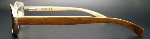 木製めがねフレーム　素材：晒竹、スネークウッド